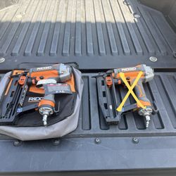 RIDGID Pneumatic 16-Gauge 2-1/2 in. Straight Finish Nailer w/CLEAN DRIVE Technology