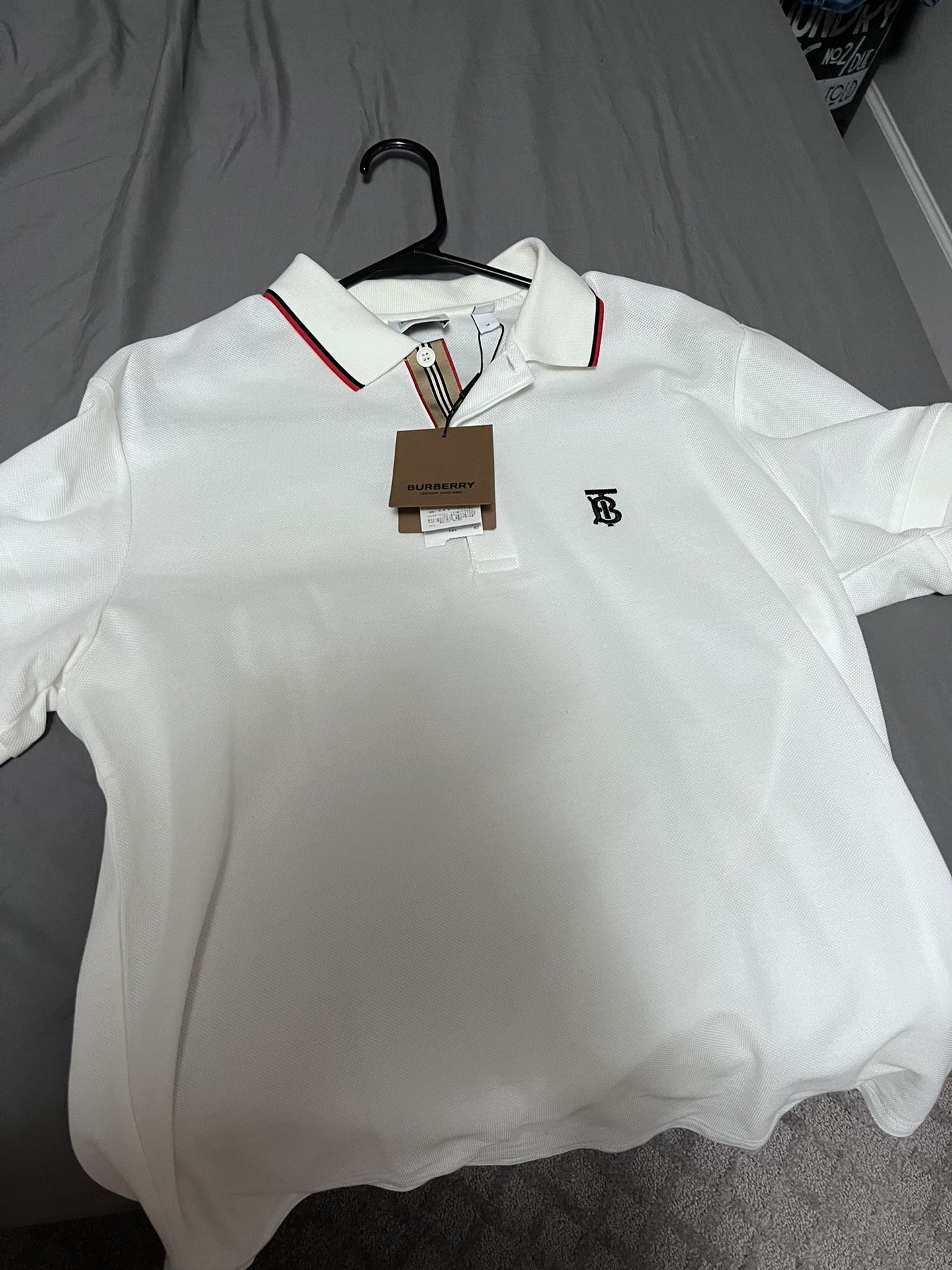 Men’s Burberry Medium White Polo 