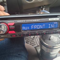 STEREO SONY CD AUX GOOD CONDICIÓN ABLO ESPAÑOL