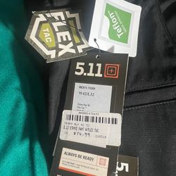 5.11 STRYKE. TEFLON. FLEX-TAC. STRAIGHT-FIT. BLACK. PANT. 42x32. 