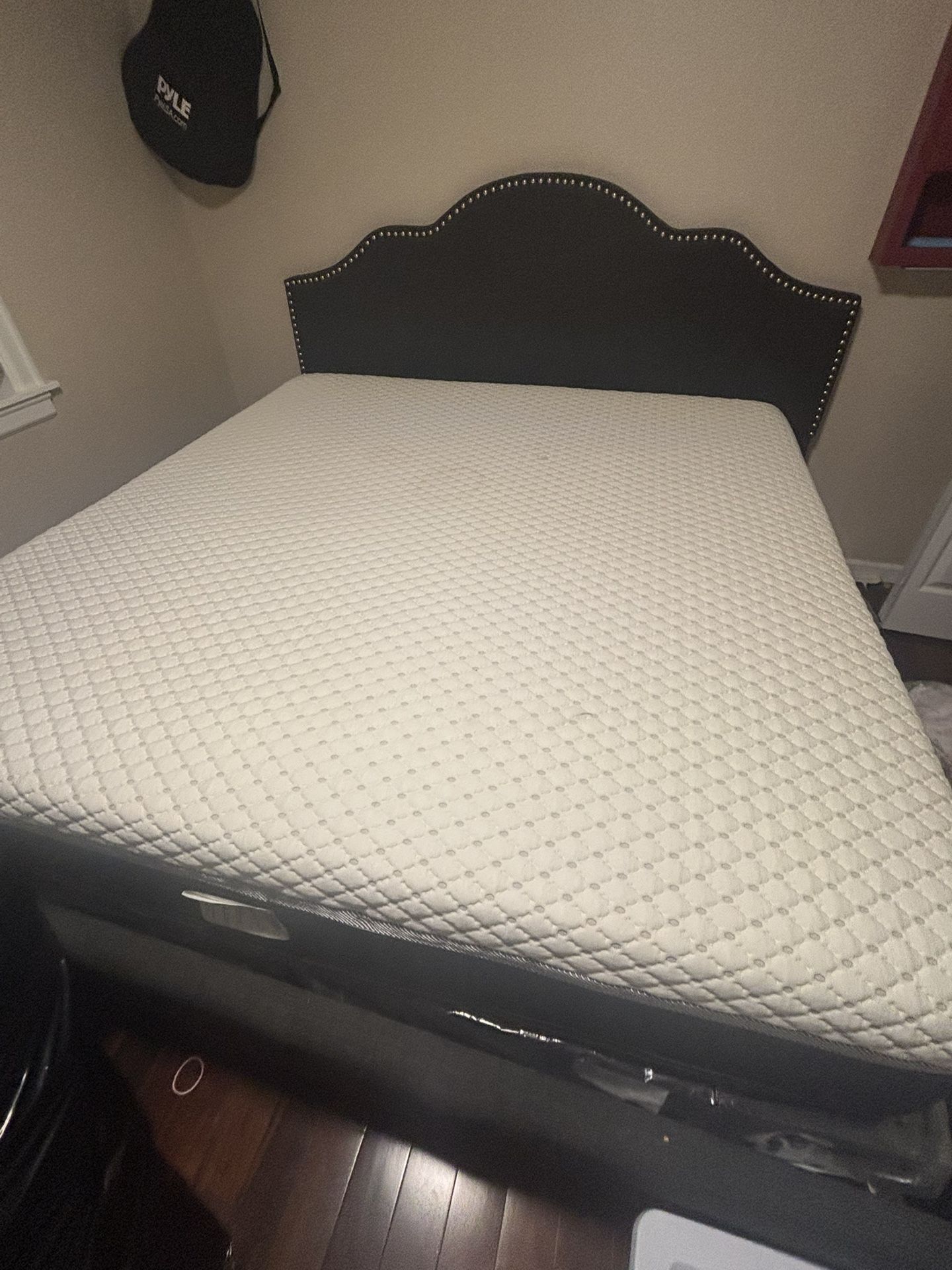 King Mattress And Bed Frame