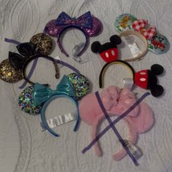 DISNEY EARS 