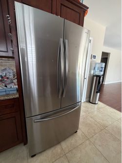 Samsung Stainless Steel French Door Refrigerator – Excellent Condition