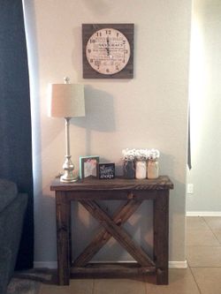 entry table/end table