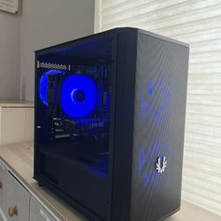 Light Gaming PC