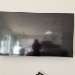 Free Samsung 75” QLED TV (Not Working)