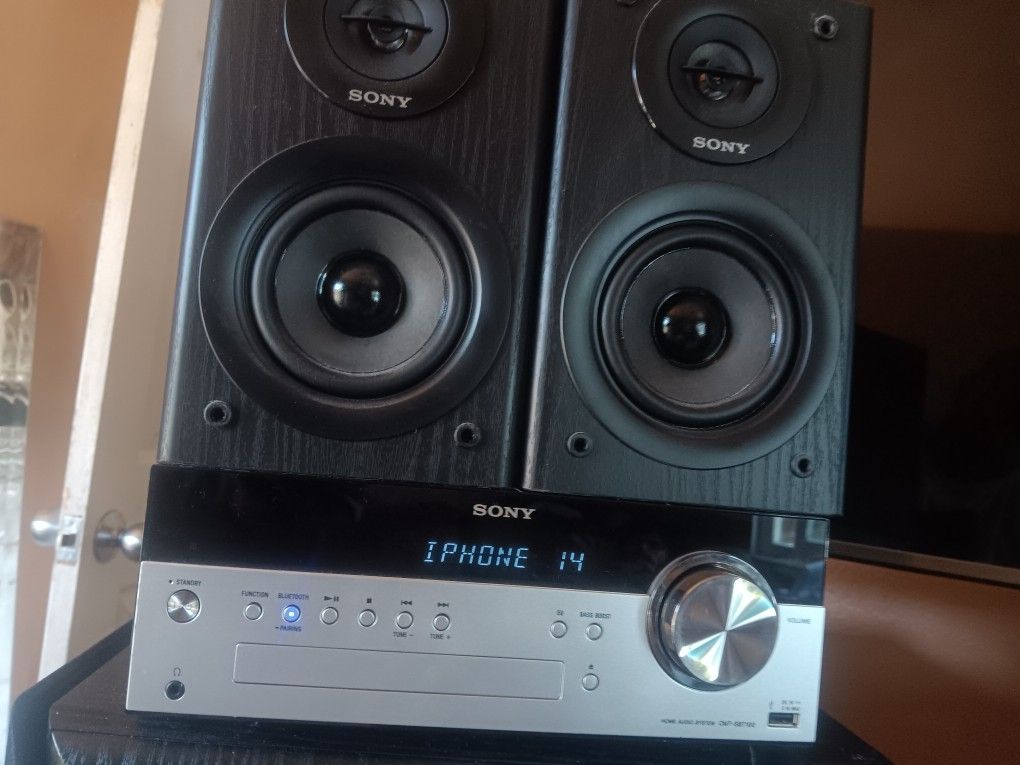 SONY• CMTSBT100 Micro Music System with Bluetooth and NFC