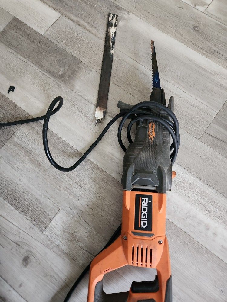 Rigid Fuego Reciprocating Saw