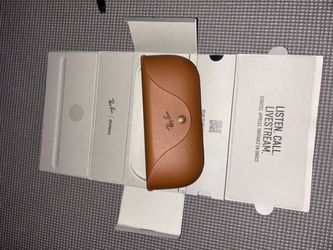 Ray-Ban Meta Smart Glasses with Case