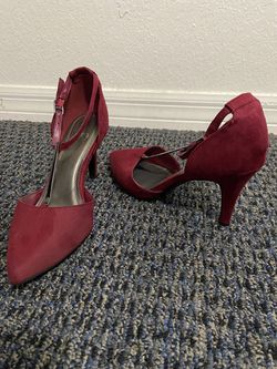 SEXY LONG HEEL RED BOTTOM BOOTS. for Sale in Fort Myers, FL - OfferUp