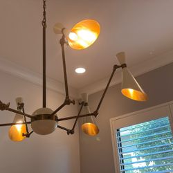 Chandelier 