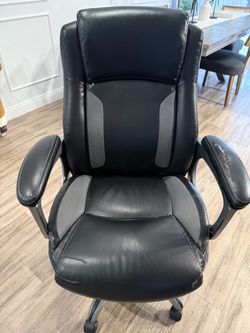 Serta Executive Office Chair – Comfortable & Ready for Work!