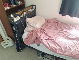 Twin memory foam with frame