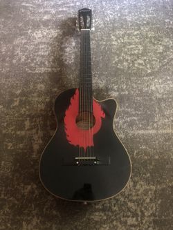crescent guitar 