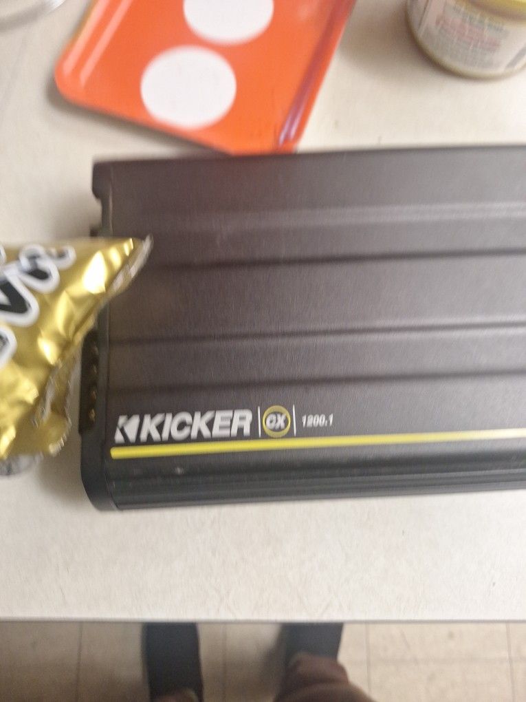 Brand New Amp Never Been Touched Or In A Car