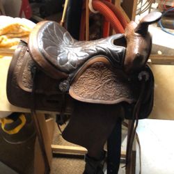 Small Leather Saddle 