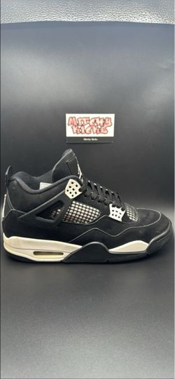 Jordan 4 Retro White Thunder Sz. 8.5
