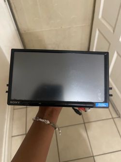 Sony XAV-AX4000 media receiver