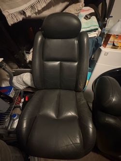1(contact info removed) black leather front seats