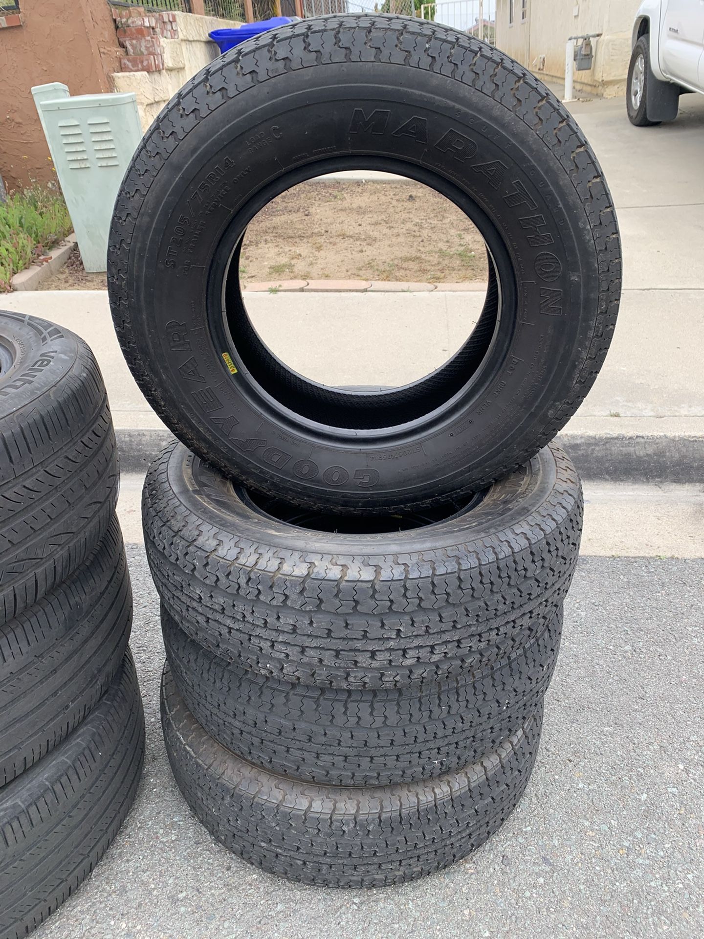 205/75/14 tires