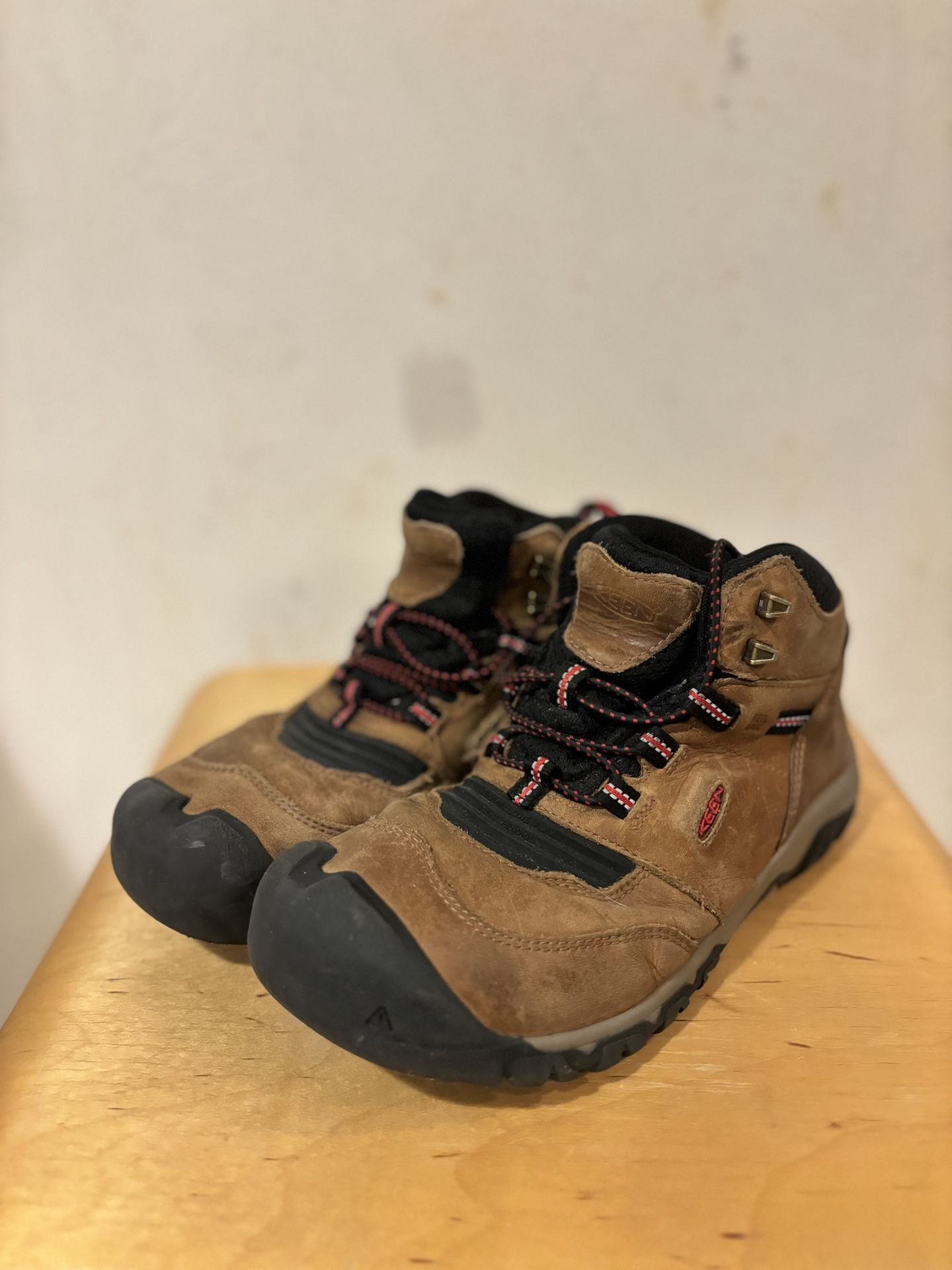 Keen Ridge Flex Mid Hiking Boots (Size 6)