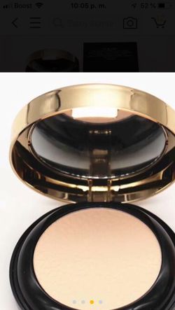 Powder Chanel