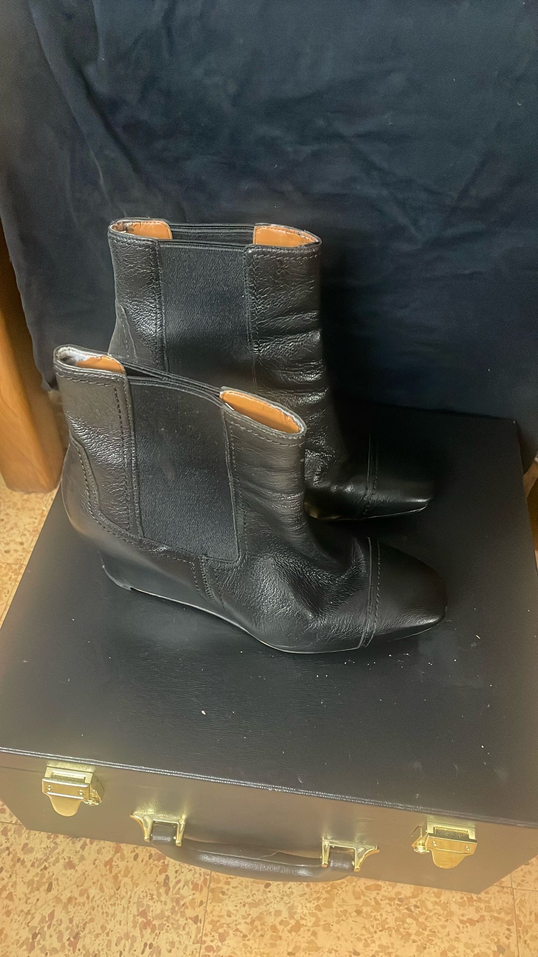 Boots Nine West