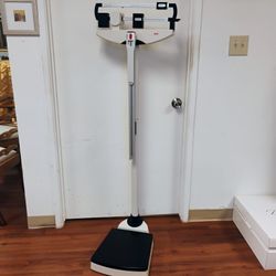 Seca Brand Medical Scale 