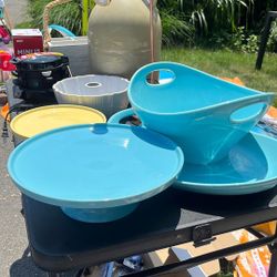 Kitchen Clean Out - Lots Of Items!