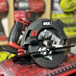 SKIL 15-Amp 7-1/4-in Corded Circular Saw