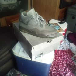 Air Jordan 4 Retro SE