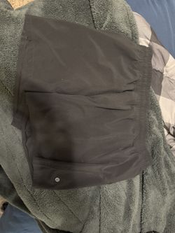 Men’s Lululemon Pace Breaker Shorts