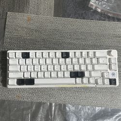 Gaming keyboard 