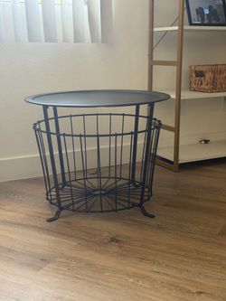 Modern Black Metal Round Side Table w/ Basket Base