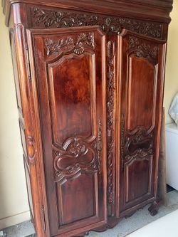 Armoire
