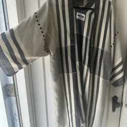Picante Surtido 100% alpaca robe jacket