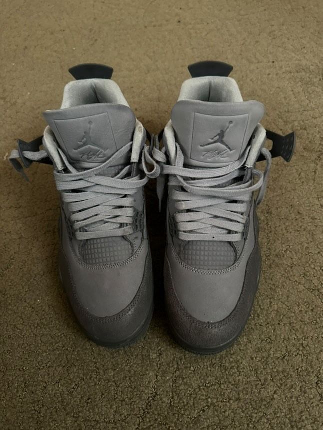 Jordan 4