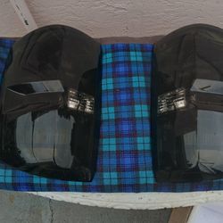 NEW IN BOX 2014-2019 CHEVY SILVERADO/GMC SIERRA  TAILLIGHTS 