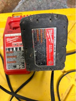 Milwaukee charger with 1 battery