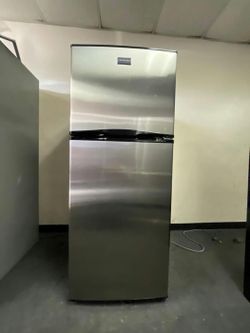 Stainless Steel Top Freezer Refrigerator