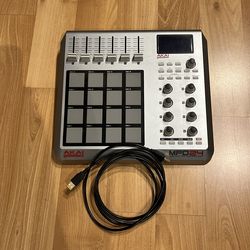 Akai MPD24 with usb cable