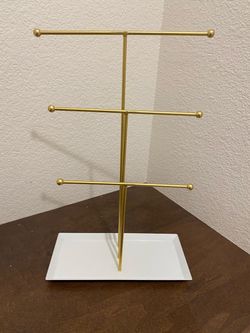 3-Tier Gold Metal Jewelry Stand with Tray