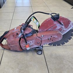 Hilti Concrete Saw (DSH 700)