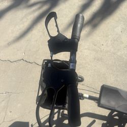 Folding knee a scooter