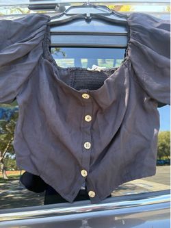 Young ladies top