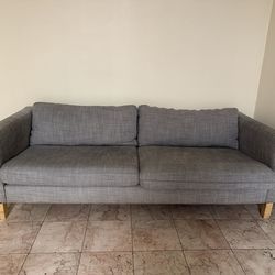 LOVE SEAT