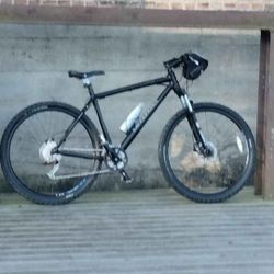 cannon F29 caffeine mountain bike xl frame size 29"wheels and tires