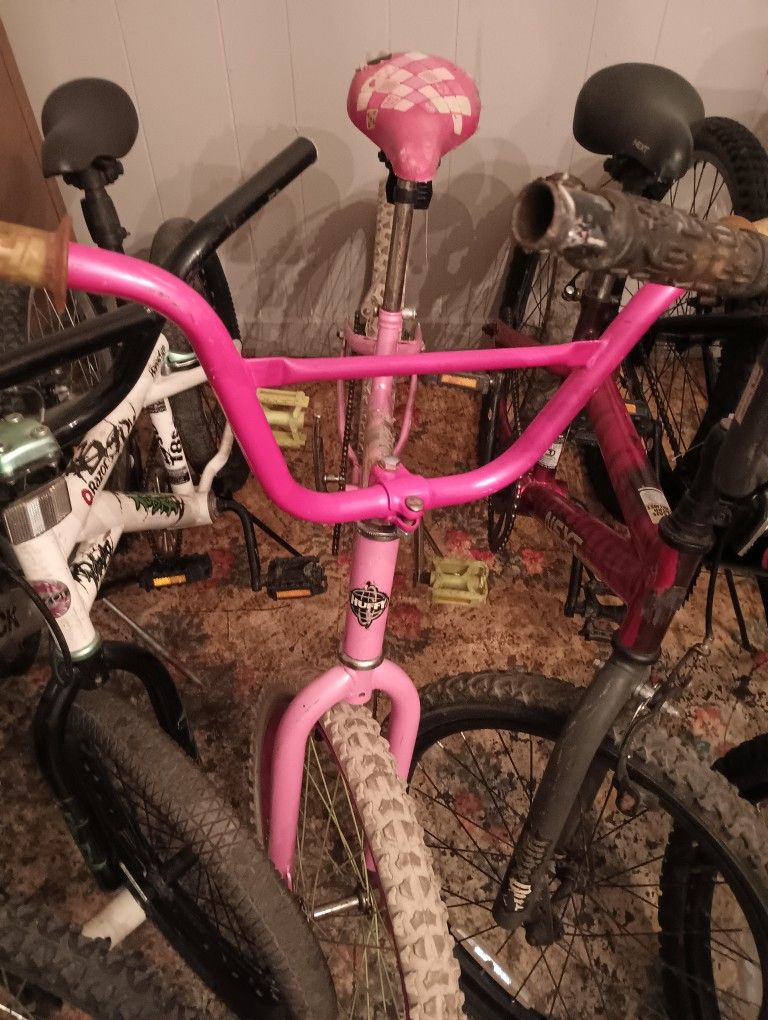 20" Pink Girl Huffy 