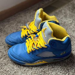 Size 9.5 Blue And Yellow 5s