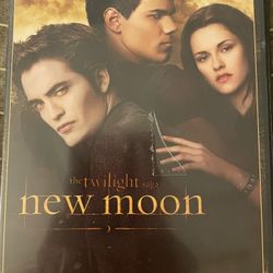 THE TWILIGHT SAGA: NEW MOON (DVD) 3-DVD SET